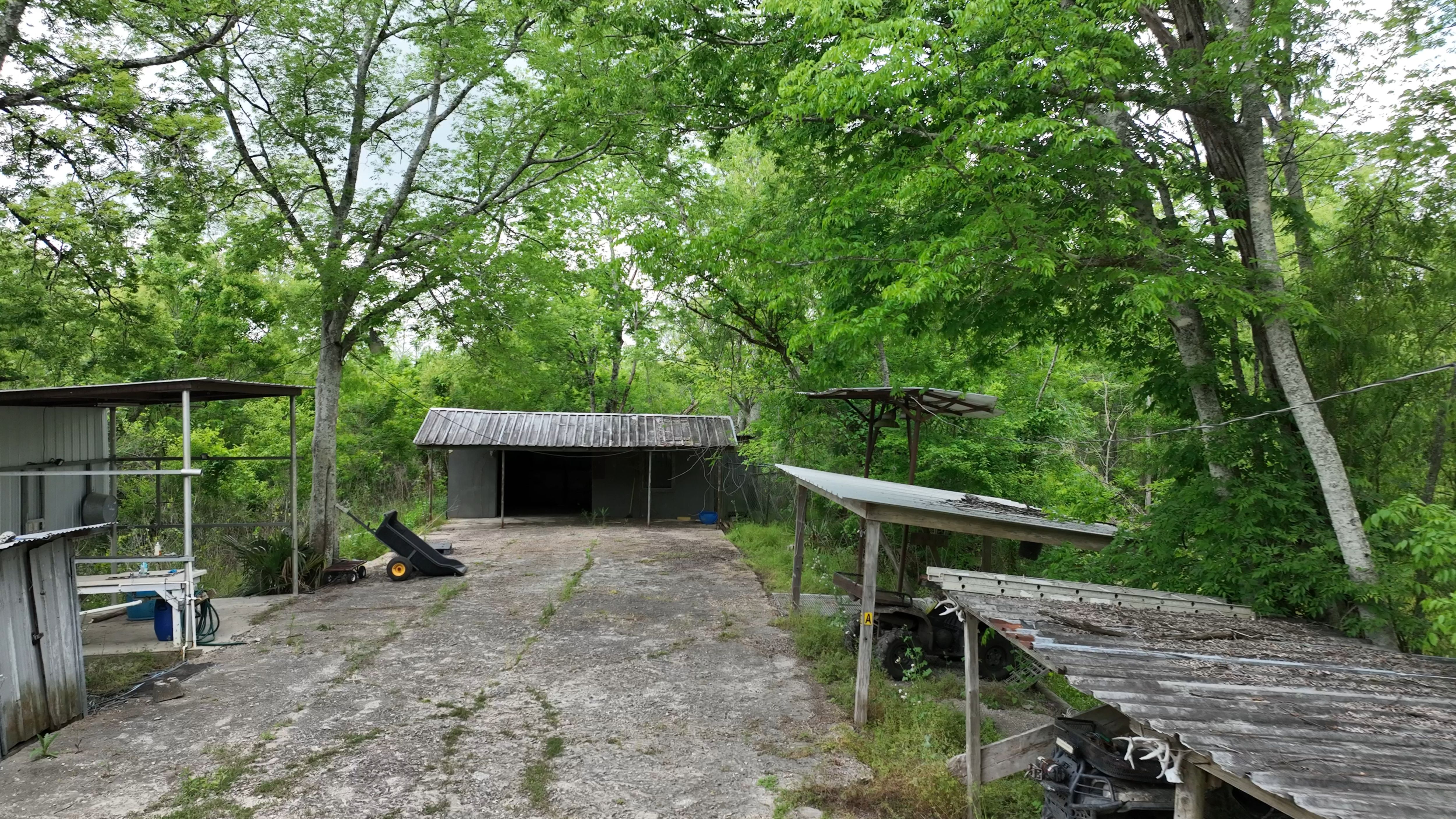 Listing Photo: St. Gabriel Hunting camp and skinning shed